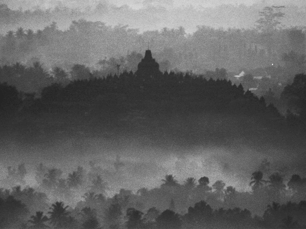 Surga Neraka Di Kaki Borobudur Historia